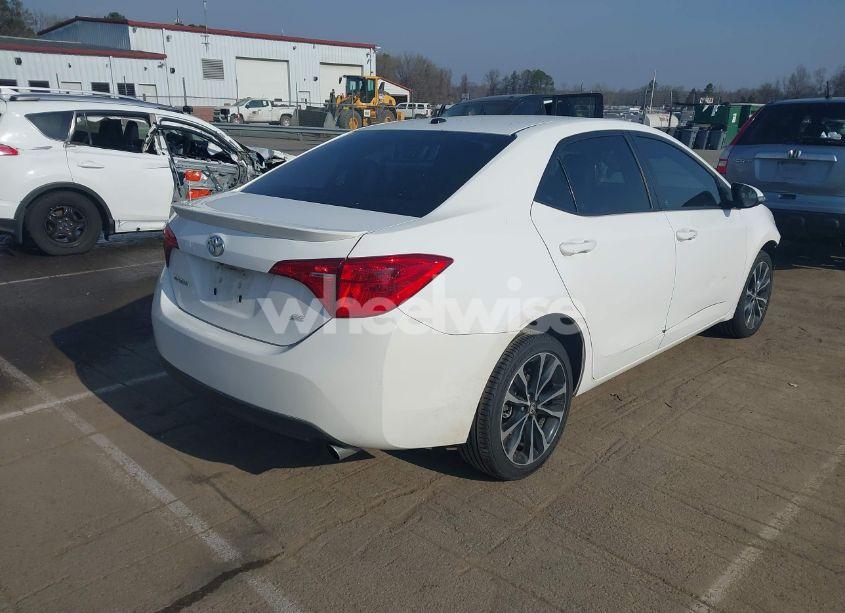Photo 4 of 2017 Toyota Corolla SE (VIN 2T1BURHE8HC789890)