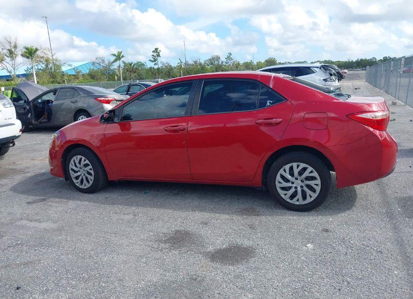 Photo 14 of 2017 Toyota Corolla LE (VIN 2T1BURHE8HC790697)