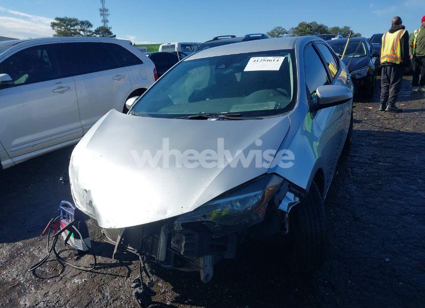 Photo 12 of 2017 Toyota Corolla L/LE/SE/SE SPECIAL EDITION/XLE/XSE (VIN 2T1BURHE8HC793924)