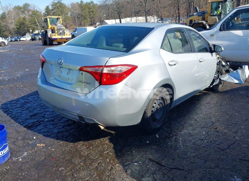Photo 4 of 2017 Toyota Corolla L/LE/SE/SE SPECIAL EDITION/XLE/XSE (VIN 2T1BURHE8HC793924)
