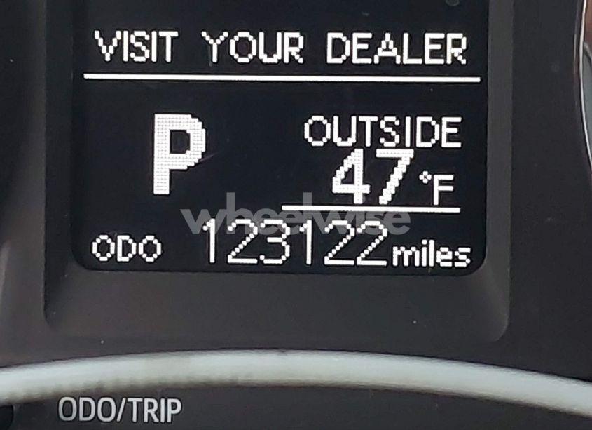 Photo 15 of 2017 Toyota Corolla LE (VIN 2T1BURHE8HC799559)