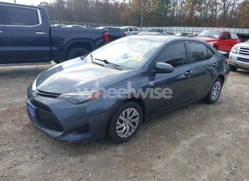 Photo 2 of 2017 Toyota Corolla LE (VIN 2T1BURHE8HC799559)