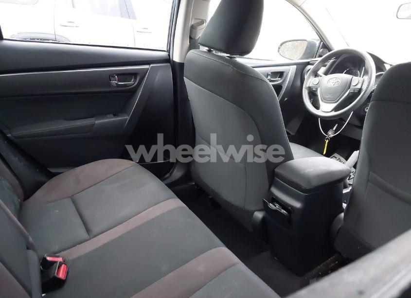 Photo 8 of 2017 Toyota Corolla LE (VIN 2T1BURHE8HC799559)