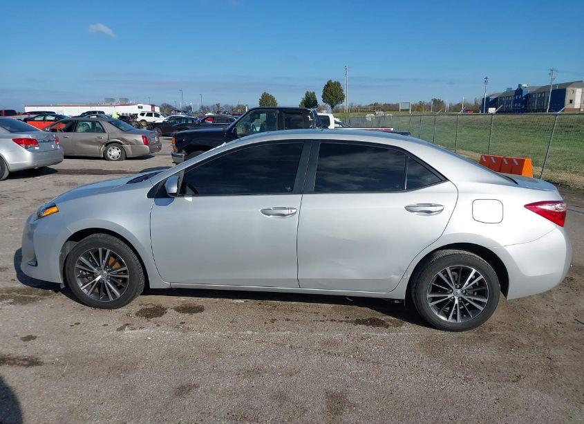 Photo 14 of 2017 Toyota Corolla L/LE/XLE/SE/XSE (VIN 2T1BURHE8HC800631)