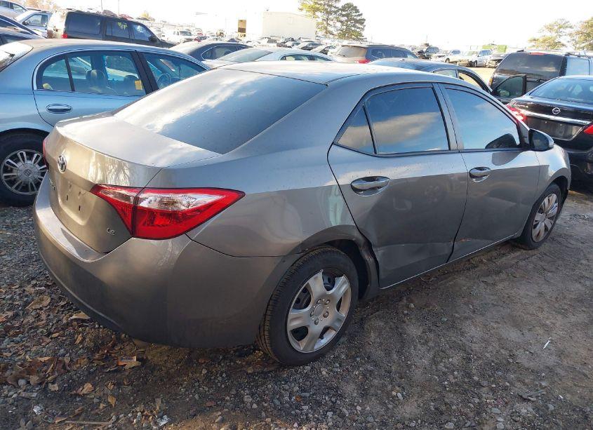 Photo 4 of 2017 Toyota Corolla LE (VIN 2T1BURHE8HC817784)