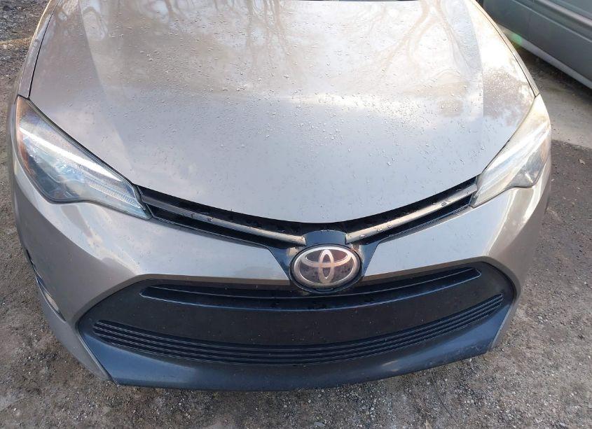 Photo 6 of 2017 Toyota Corolla LE (VIN 2T1BURHE8HC817784)