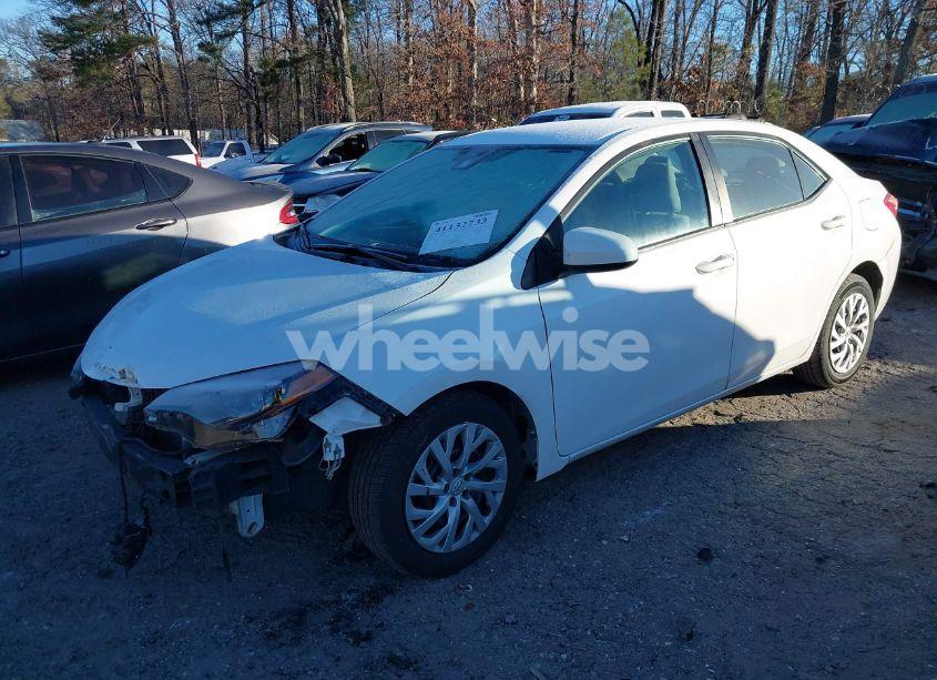 Photo 2 of 2017 Toyota Corolla LE (VIN 2T1BURHE8HC820040)