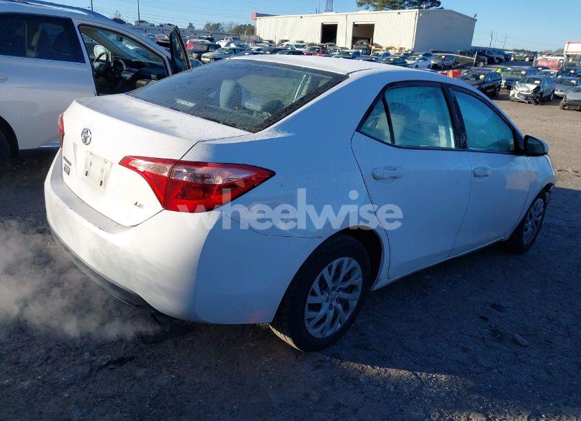 Photo 4 of 2017 Toyota Corolla LE (VIN 2T1BURHE8HC820040)