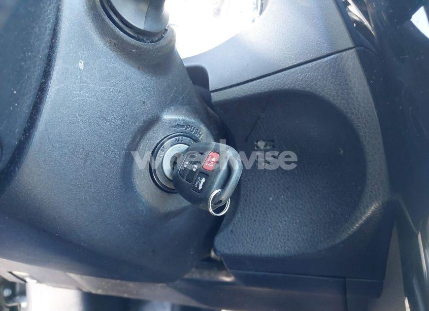 Photo 11 of 2017 Toyota Corolla LE (VIN 2T1BURHE8HC834214)