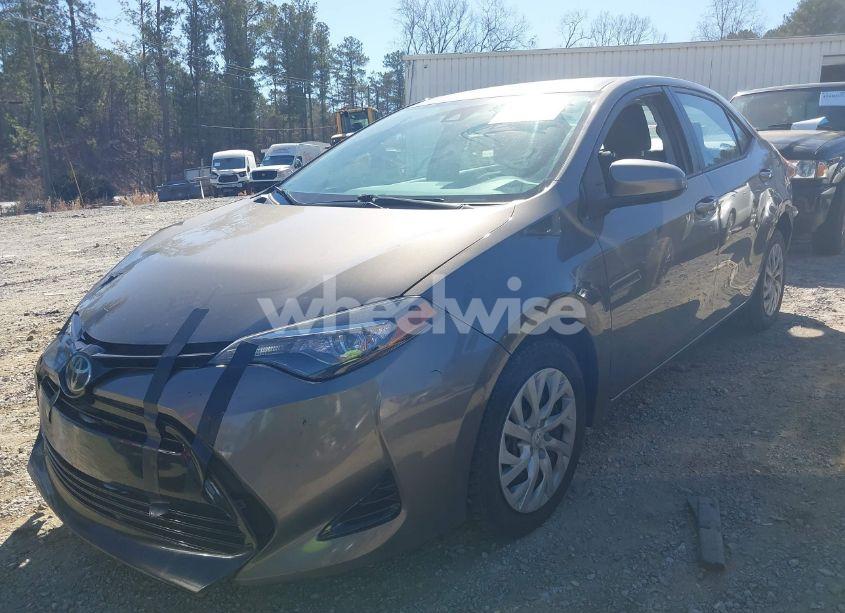 Photo 2 of 2017 Toyota Corolla LE (VIN 2T1BURHE8HC834214)