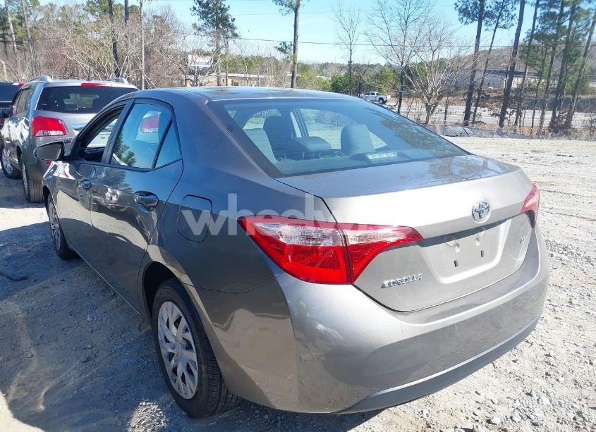 Photo 3 of 2017 Toyota Corolla LE (VIN 2T1BURHE8HC834214)