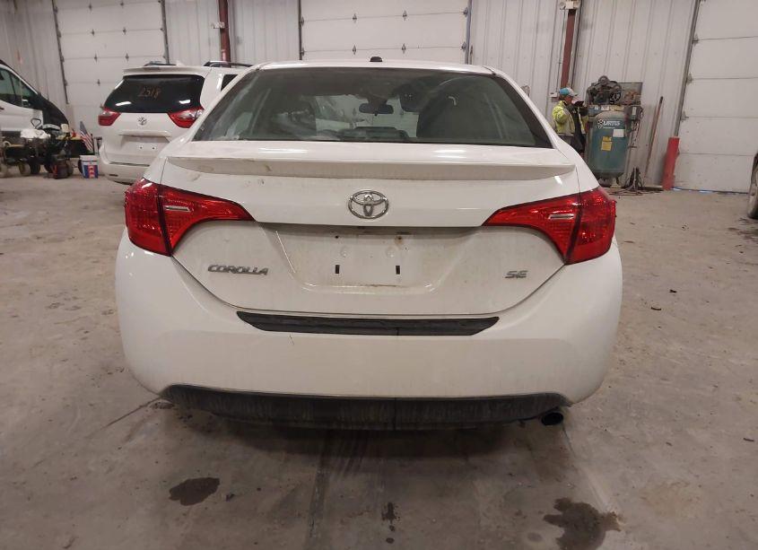 Photo 16 of 2017 Toyota Corolla SE (VIN 2T1BURHE8HC844841)