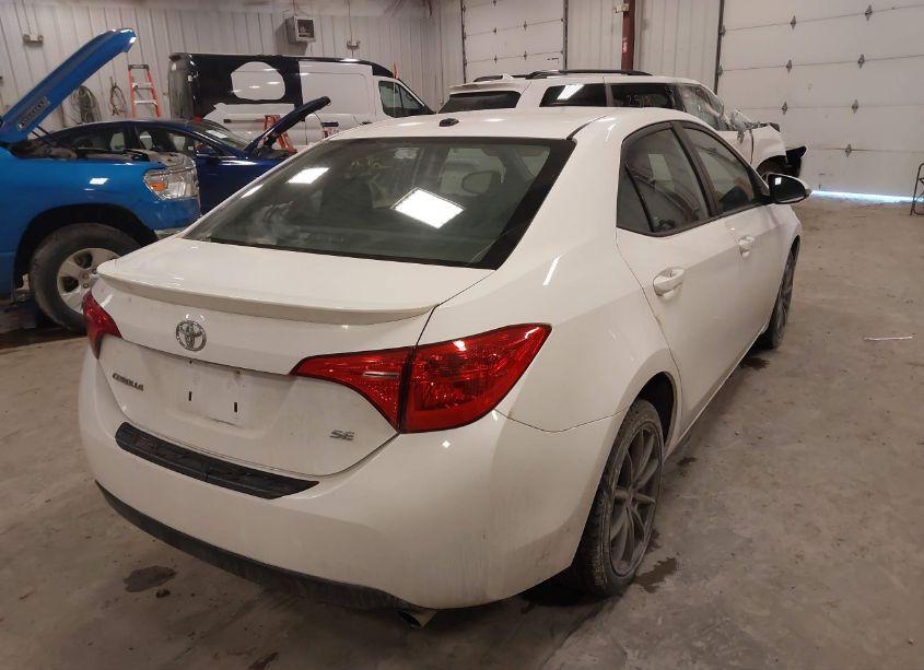 Photo 4 of 2017 Toyota Corolla SE (VIN 2T1BURHE8HC844841)