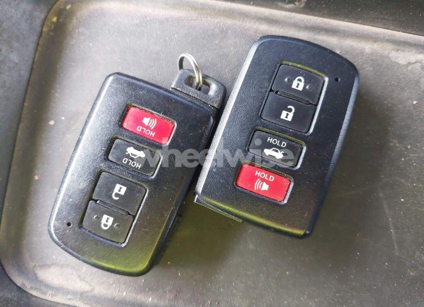 Photo 11 of 2017 Toyota Corolla XSE (VIN 2T1BURHE8HC844869)