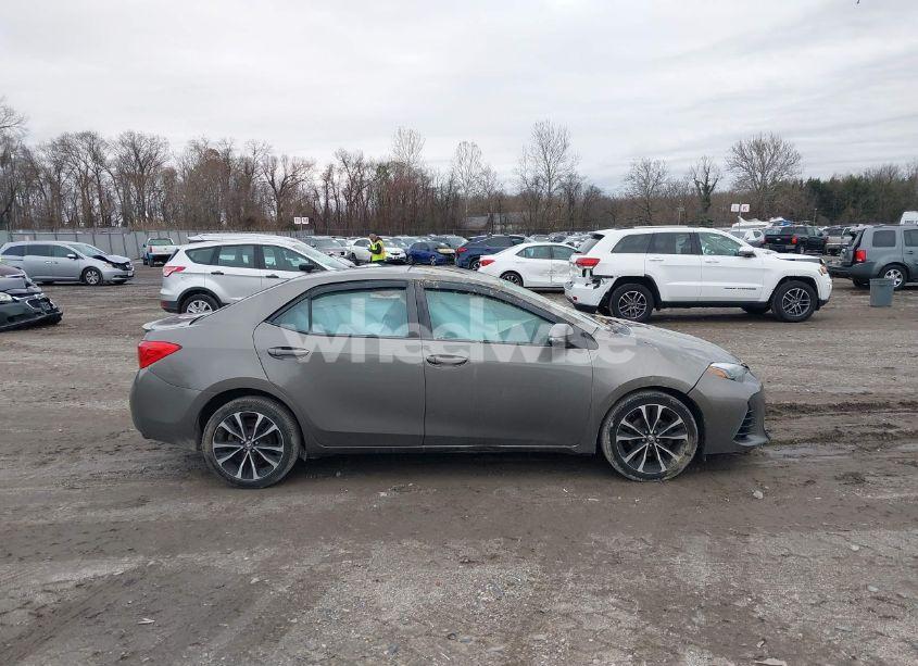 Photo 12 of 2017 Toyota Corolla L/LE/XLE/SE/XSE (VIN 2T1BURHE8HC850185)