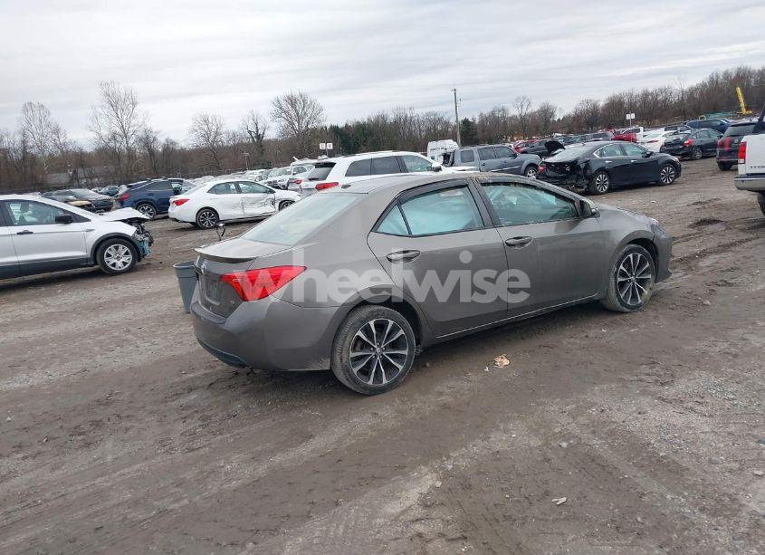 Photo 4 of 2017 Toyota Corolla L/LE/XLE/SE/XSE (VIN 2T1BURHE8HC850185)