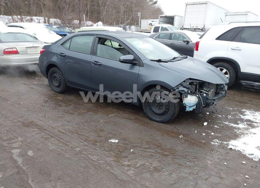 2017 Toyota Corolla LE (VIN 2T1BURHE8HC862739) main photo