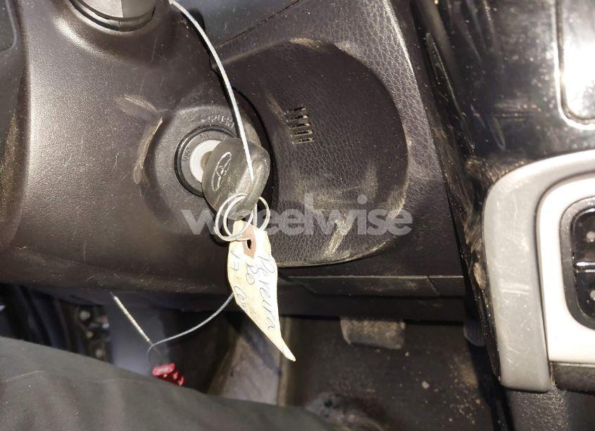 Photo 11 of 2017 Toyota Corolla LE (VIN 2T1BURHE8HC862739)