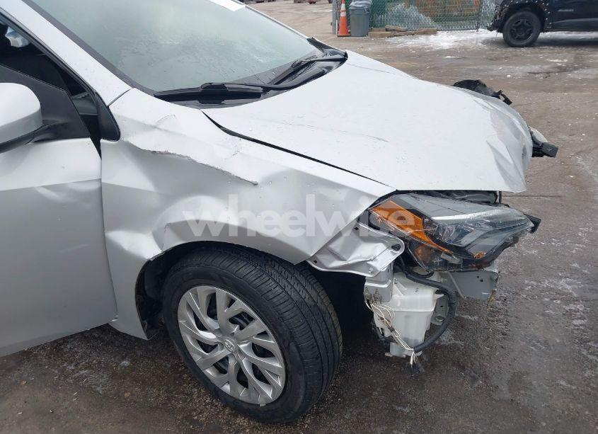 Photo 19 of 2017 Toyota Corolla LE (VIN 2T1BURHE8HC867813)