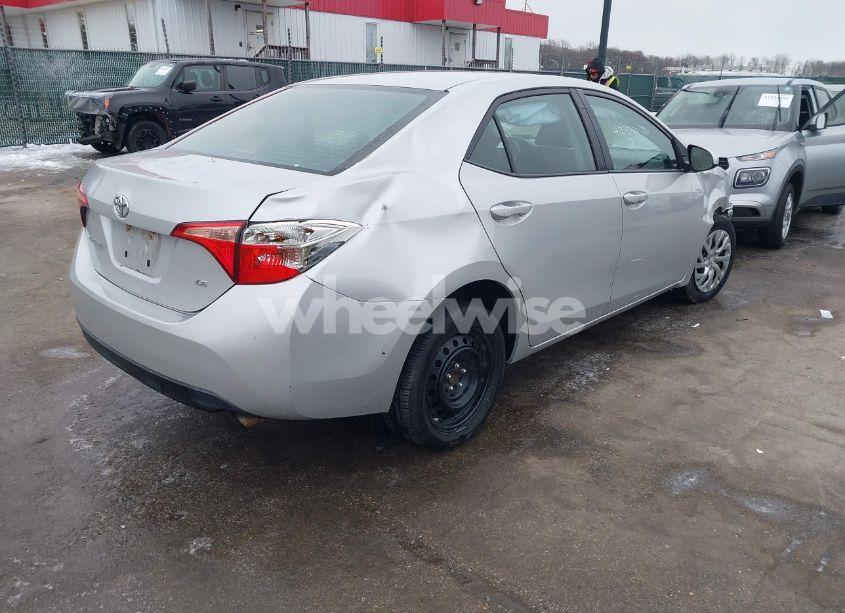 Photo 4 of 2017 Toyota Corolla LE (VIN 2T1BURHE8HC867813)