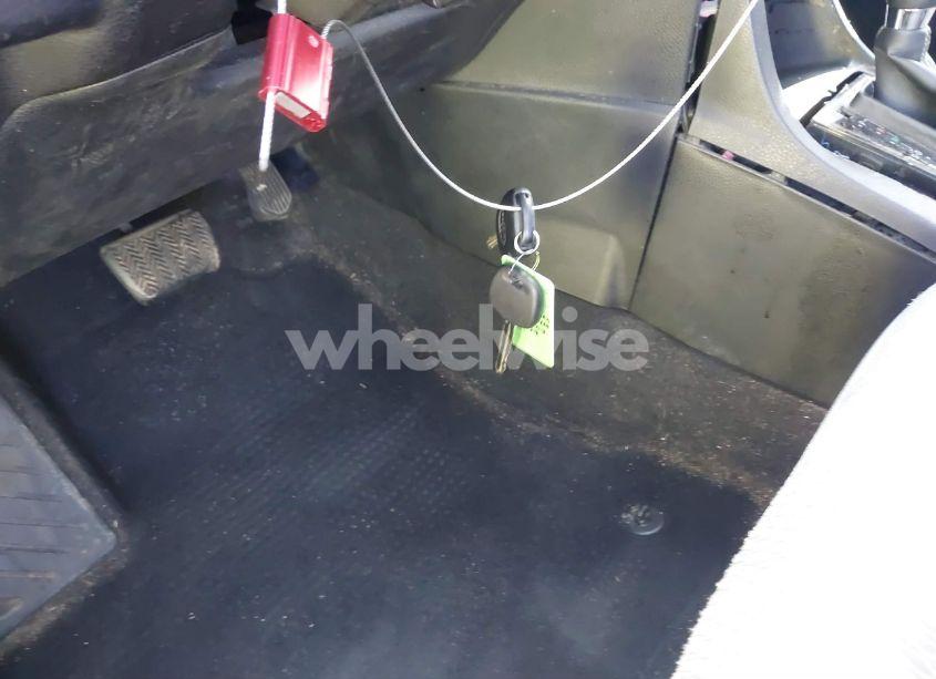 Photo 11 of 2017 Toyota Corolla LE (VIN 2T1BURHE8HC875619)