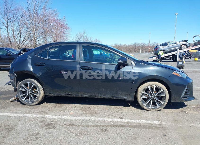 Photo 13 of 2017 Toyota Corolla SE (VIN 2T1BURHE8HC886894)