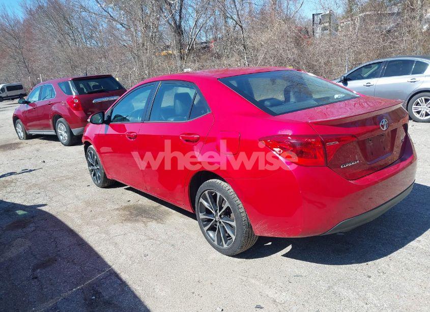 Photo 3 of 2017 Toyota Corolla SE (VIN 2T1BURHE8HC899788)