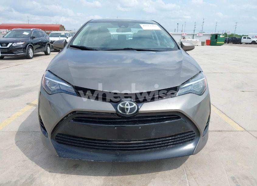 Photo 12 of 2017 Toyota Corolla LE (VIN 2T1BURHE8HC927623)