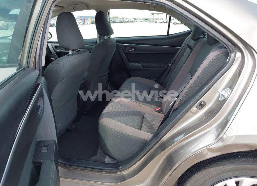 Photo 8 of 2017 Toyota Corolla LE (VIN 2T1BURHE8HC927623)