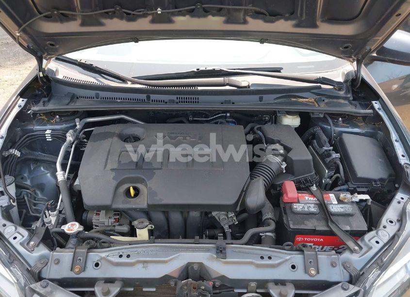 Photo 10 of 2017 Toyota Corolla L/LE/SE/SE SPECIAL EDITION/XLE/XSE (VIN 2T1BURHE8HC932787)