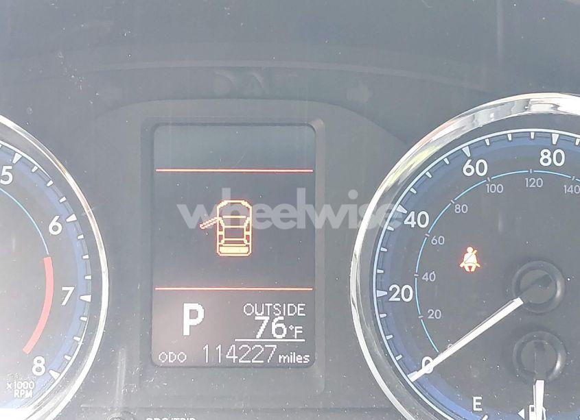 Photo 15 of 2017 Toyota Corolla L/LE/SE/SE SPECIAL EDITION/XLE/XSE (VIN 2T1BURHE8HC932787)