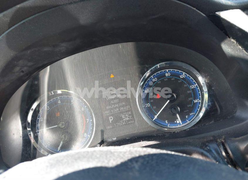 Photo 7 of 2017 Toyota Corolla LE (VIN 2T1BURHE8HC933048)