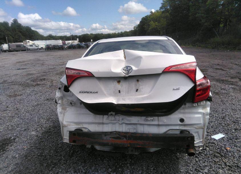 Photo 17 of 2017 Toyota Corolla LE (VIN 2T1BURHE8HC941196)