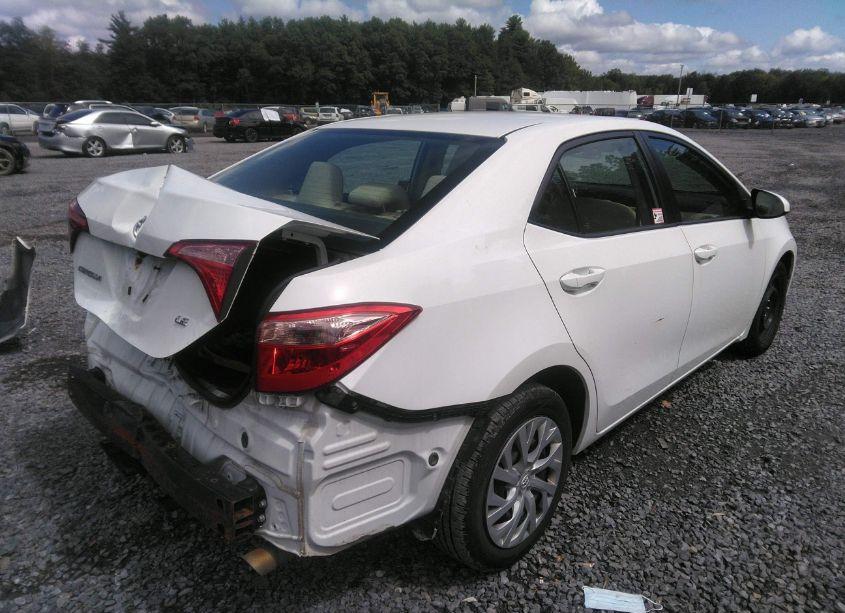 Photo 4 of 2017 Toyota Corolla LE (VIN 2T1BURHE8HC941196)
