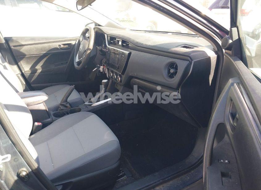 Photo 5 of 2017 Toyota Corolla L (VIN 2T1BURHE8HC955423)