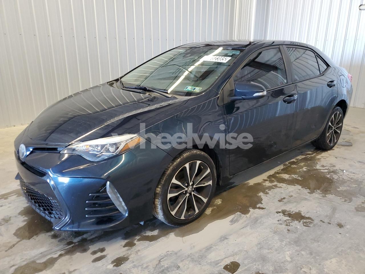 2018 TOYOTA COROLLA L (VIN 2T1BURHE8JC001843) main photo