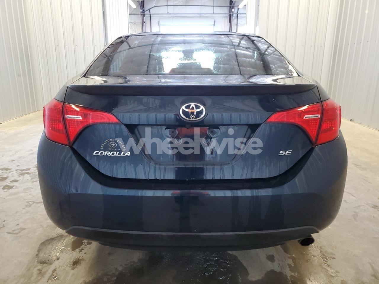 Photo 6 of 2018 TOYOTA COROLLA L (VIN 2T1BURHE8JC001843)