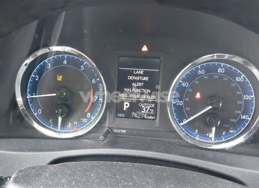 Photo 7 of 2018 Toyota Corolla LE (VIN 2T1BURHE8JC006041)