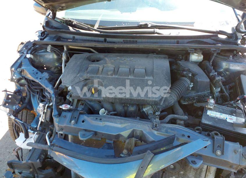 Photo 10 of 2018 Toyota Corolla SE (VIN 2T1BURHE8JC022367)