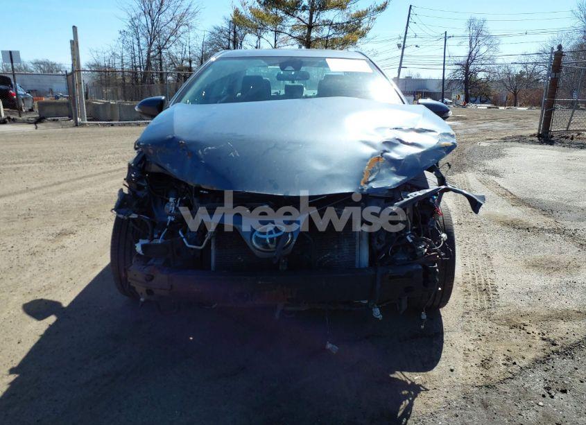 Photo 12 of 2018 Toyota Corolla SE (VIN 2T1BURHE8JC022367)