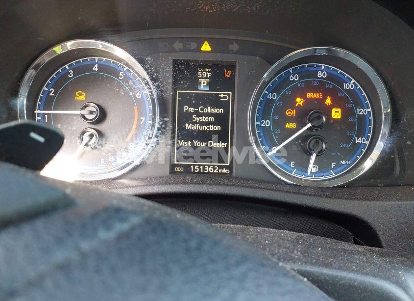 Photo 7 of 2018 Toyota Corolla SE (VIN 2T1BURHE8JC022367)