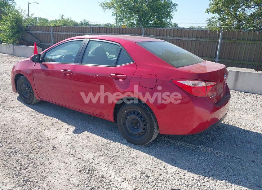 Photo 3 of 2018 Toyota Corolla LE (VIN 2T1BURHE8JC041548)