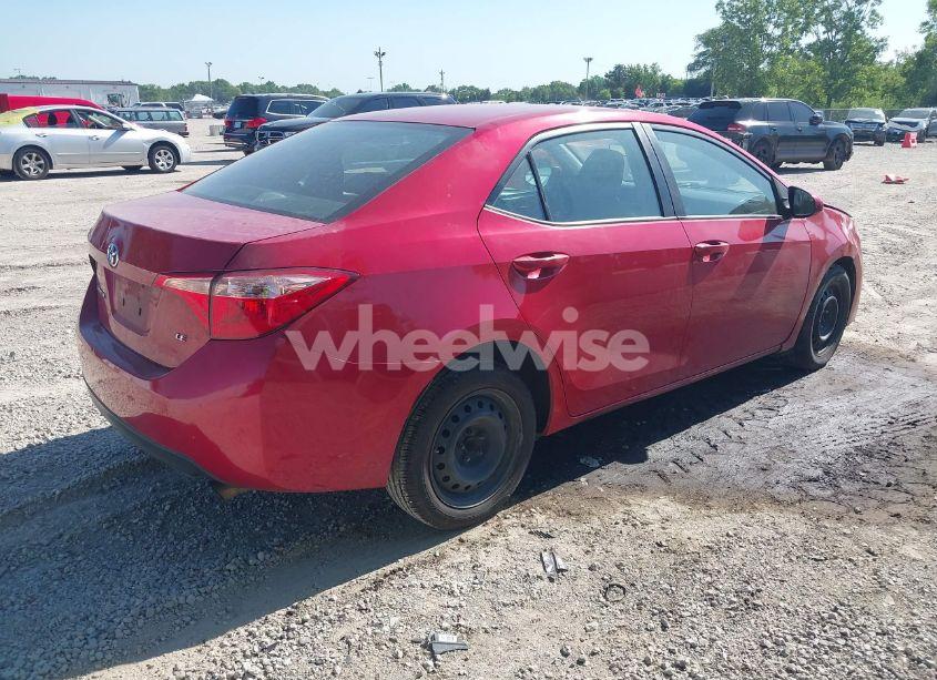 Photo 4 of 2018 Toyota Corolla LE (VIN 2T1BURHE8JC041548)