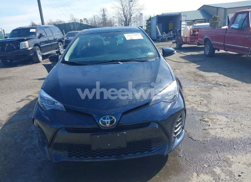 Photo 13 of 2018 Toyota Corolla SE (VIN 2T1BURHE8JC043459)