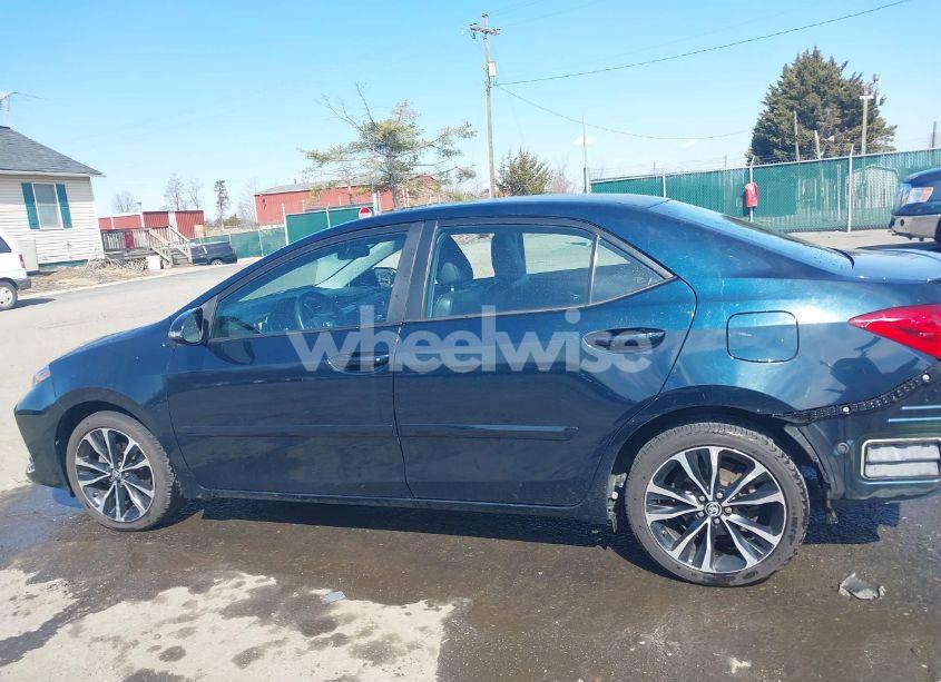 Photo 15 of 2018 Toyota Corolla SE (VIN 2T1BURHE8JC043459)