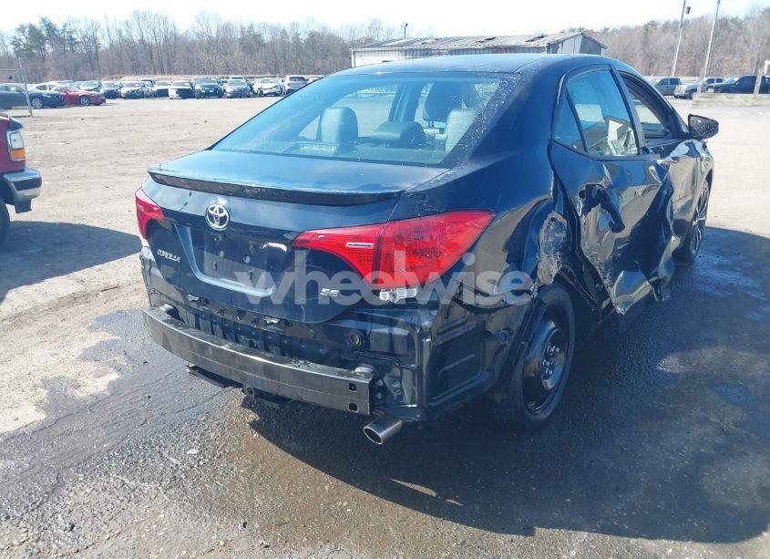 Photo 18 of 2018 Toyota Corolla SE (VIN 2T1BURHE8JC043459)