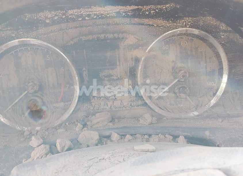 Photo 15 of 2018 Toyota Corolla LE (VIN 2T1BURHE8JC058060)