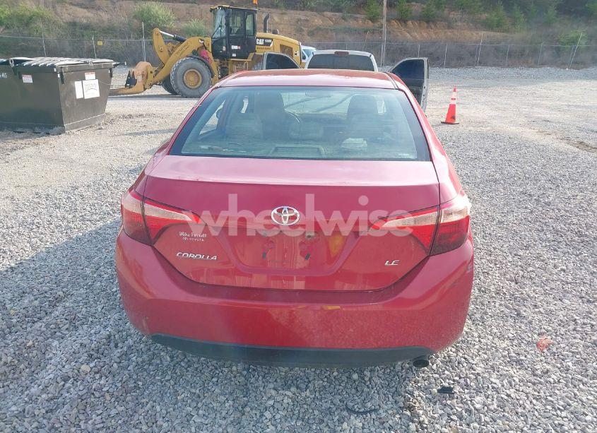 Photo 16 of 2018 Toyota Corolla LE (VIN 2T1BURHE8JC058060)