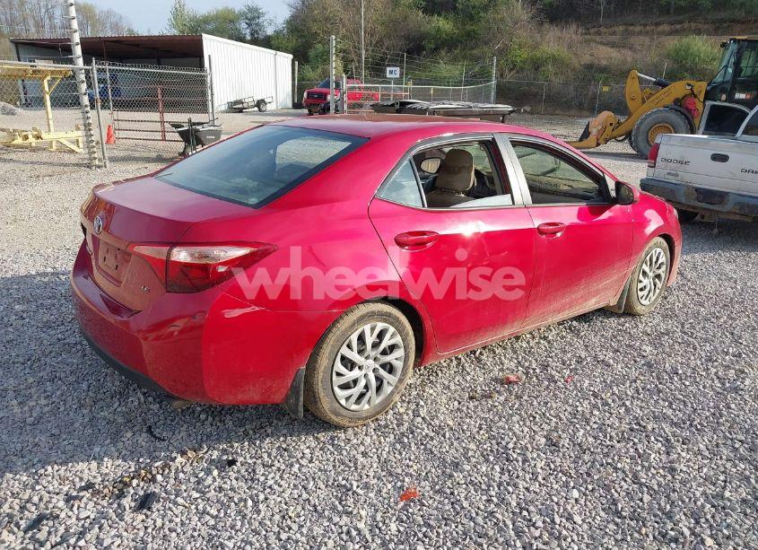 Photo 4 of 2018 Toyota Corolla LE (VIN 2T1BURHE8JC058060)