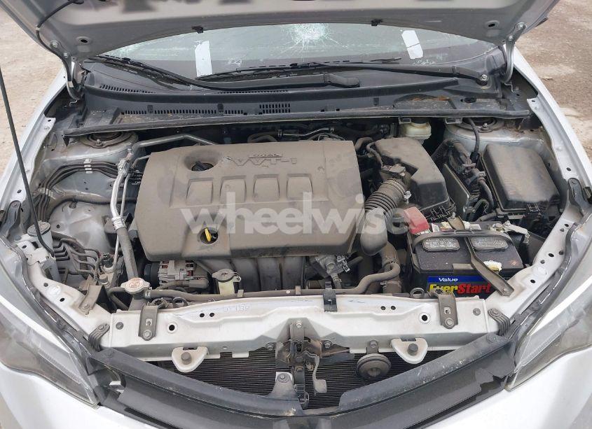 Photo 10 of 2018 Toyota Corolla LE (VIN 2T1BURHE8JC079006)